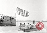 Immagine di Parecchi Stati Uniti corazzate e cacciatorpediniere Oceano atlantico, 1920, secondo 33 filmato di repertorio 65675060913