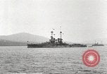 Immagine di Parecchi Stati Uniti corazzate e cacciatorpediniere Oceano atlantico, 1920, secondo 46 filmato di repertorio 65675060913