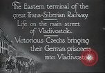 Immagine di Vladivostok Street Scenes durante la guerra civile russa Vladivostok Russia, 1918, secondo 7 filmato di repertorio 65675060927