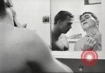 Immagine di Gli osservatori giapponese Honolulu Hawaii USA, 1941, secondo 13 filmato di repertorio 65675060932