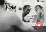 Immagine di Gli osservatori giapponese Honolulu Hawaii USA, 1941, secondo 15 filmato di repertorio 65675060932