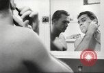 Immagine di Gli osservatori giapponese Honolulu Hawaii USA, 1941, secondo 16 filmato di repertorio 65675060932