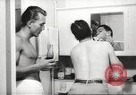 Immagine di Gli osservatori giapponese Honolulu Hawaii USA, 1941, secondo 20 filmato di repertorio 65675060932