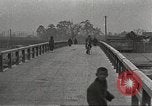 Standbild Japaner Tokio Japan, 1920, aus Sekunde 27 historischem Filmmaterial Videoclip 65675060950