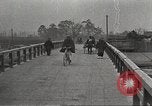 Standbild Japaner Tokio Japan, 1920, aus Sekunde 40 historischem Filmmaterial Videoclip 65675060950