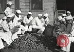 Standbild Segler United States USA, 1923, aus Sekunde 8 historischem Filmmaterial Videoclip 65675060982