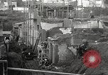 Standbild Arbeitnehmer Herculaneum Italien, 1932, aus Sekunde 47 historischem Filmmaterial Videoclip 65675061020
