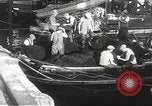 Standbild Fischer San Pedro California USA, 1932, aus Sekunde 23 historischem Filmmaterial Videoclip 65675061021
