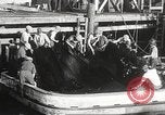 Standbild Fischer San Pedro California USA, 1932, aus Sekunde 33 historischem Filmmaterial Videoclip 65675061021