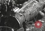 Image 'épave de locomotive Powellton West Virginia USA, 1934, de la seconde 18 séquences d'archives historiques vidéo 65675061025