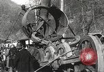 Image 'épave de locomotive Powellton West Virginia USA, 1934, de la seconde 26 séquences d'archives historiques vidéo 65675061025