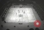 Image jeu de basket-ball New York United States USA, 1934, de la seconde 12 séquences d'archives historiques vidéo 65675061027