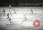 Image jeu de basket-ball New York United States USA, 1934, de la seconde 40 séquences d'archives historiques vidéo 65675061027