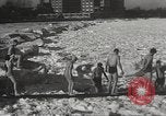 Immagine di Orso Pplar nuotare Chicago Illinois USA, 1934, secondo 10 filmato di repertorio 65675061029