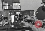 Immagine di Aria kit di campionamento United States USA, 1953, secondo 26 filmato di repertorio 65675061078
