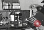 Immagine di Aria kit di campionamento United States USA, 1953, secondo 37 filmato di repertorio 65675061078