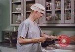 Immagine di Medico americano United States USA, 1959, secondo 61 filmato di repertorio 65675061081