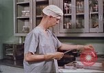 Immagine di Medico americano United States USA, 1959, secondo 62 filmato di repertorio 65675061081