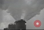 Standbild chemische Kriegsführung Ausbildung Schule Alabama United States USA, 1944, aus Sekunde 33 historischem Filmmaterial Videoclip 65675061090