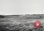 Standbild Italienischen Piloten Italien, 1944, aus Sekunde 11 historischem Filmmaterial Videoclip 65675061100