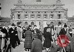 Standbild Deutsch besetzt Paris während Zweiter Weltkrieg Paris Frankreich, 1942, aus Sekunde 19 historischem Filmmaterial Videoclip 65675061107