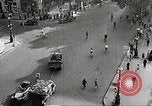 Standbild Deutsch besetzt Paris während Zweiter Weltkrieg Paris Frankreich, 1942, aus Sekunde 41 historischem Filmmaterial Videoclip 65675061107