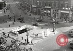 Standbild Deutsch besetzt Paris während Zweiter Weltkrieg Paris Frankreich, 1942, aus Sekunde 45 historischem Filmmaterial Videoclip 65675061107