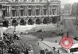 Standbild Deutsch besetzt Paris während Zweiter Weltkrieg Paris Frankreich, 1942, aus Sekunde 47 historischem Filmmaterial Videoclip 65675061107