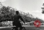 Standbild Deutsch besetzt Paris während Zweiter Weltkrieg Paris Frankreich, 1942, aus Sekunde 49 historischem Filmmaterial Videoclip 65675061107