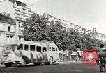Standbild Deutsch besetzt Paris während Zweiter Weltkrieg Paris Frankreich, 1942, aus Sekunde 52 historischem Filmmaterial Videoclip 65675061107