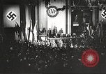 Standbild deutsche Beamte Paris Frankreich, 1942, aus Sekunde 1 historischem Filmmaterial Videoclip 65675061108