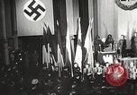 Standbild deutsche Beamte Paris Frankreich, 1942, aus Sekunde 10 historischem Filmmaterial Videoclip 65675061108