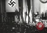 Standbild deutsche Beamte Paris Frankreich, 1942, aus Sekunde 11 historischem Filmmaterial Videoclip 65675061108
