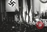 Standbild deutsche Beamte Paris Frankreich, 1942, aus Sekunde 12 historischem Filmmaterial Videoclip 65675061108