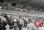 Standbild deutsche Beamte Paris Frankreich, 1942, aus Sekunde 32 historischem Filmmaterial Videoclip 65675061108