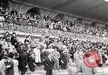 Standbild deutsche Beamte Paris Frankreich, 1942, aus Sekunde 33 historischem Filmmaterial Videoclip 65675061108
