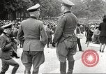 Standbild deutsche Beamte Paris Frankreich, 1942, aus Sekunde 37 historischem Filmmaterial Videoclip 65675061108