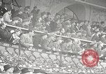 Standbild deutsche Beamte Paris Frankreich, 1942, aus Sekunde 46 historischem Filmmaterial Videoclip 65675061108