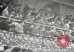 Standbild deutsche Beamte Paris Frankreich, 1942, aus Sekunde 51 historischem Filmmaterial Videoclip 65675061108