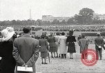 Standbild deutsche Beamte Paris Frankreich, 1942, aus Sekunde 59 historischem Filmmaterial Videoclip 65675061108