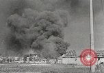 Standbild beschädigt Le Bourget Flugplatz Paris Frankreich, 1944, aus Sekunde 4 historischem Filmmaterial Videoclip 65675061109