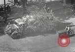 Standbild beschädigt Le Bourget Flugplatz Paris Frankreich, 1944, aus Sekunde 43 historischem Filmmaterial Videoclip 65675061109