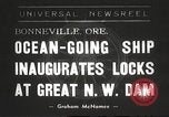 Standbild Frachter Charles L Wheeler Bonneville Oregon USA, 1938, aus Sekunde 1 historischem Filmmaterial Videoclip 65675061115