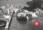 Standbild Frachter Charles L Wheeler Bonneville Oregon USA, 1938, aus Sekunde 50 historischem Filmmaterial Videoclip 65675061115