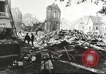 Immagine di Danneggiato città francese Francia, 1946, secondo 22 filmato di repertorio 65675061138