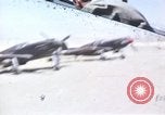 Standbild A-36 Invader dive Bomber Nordafrika, 1943, aus Sekunde 1 historischem Filmmaterial Videoclip 65675061144