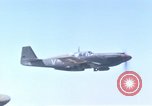 Standbild A-36 dive Bomber Sizilien Italien, 1943, aus Sekunde 62 historischem Filmmaterial Videoclip 65675061151