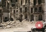 Standbild beschädigte Gebäude Sizilien Italien, 1943, aus Sekunde 34 historischem Filmmaterial Videoclip 65675061160