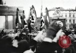 Image berlinois célébrer Nomination de Hitler comme chancelier Berlin Allemagne, 1933, de la seconde 27 séquences d'archives historiques vidéo 65675061176