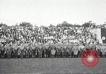 Standbild Adolf Hitler spricht auf 120 tausend Menschen in Erfurt Deutschland Erfurt Deutschland, 1933, aus Sekunde 20 historischem Filmmaterial Videoclip 65675061184